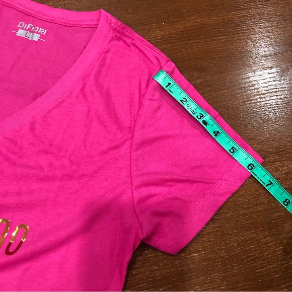 Women V neck Tee, NEW - Picture 4 of 8